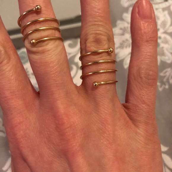 2 Gold Wrap Around Rings (Size 7) - Picture 2 of 3